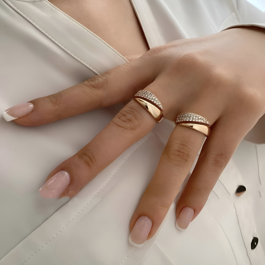 Julie Adjustable Elegance Ring